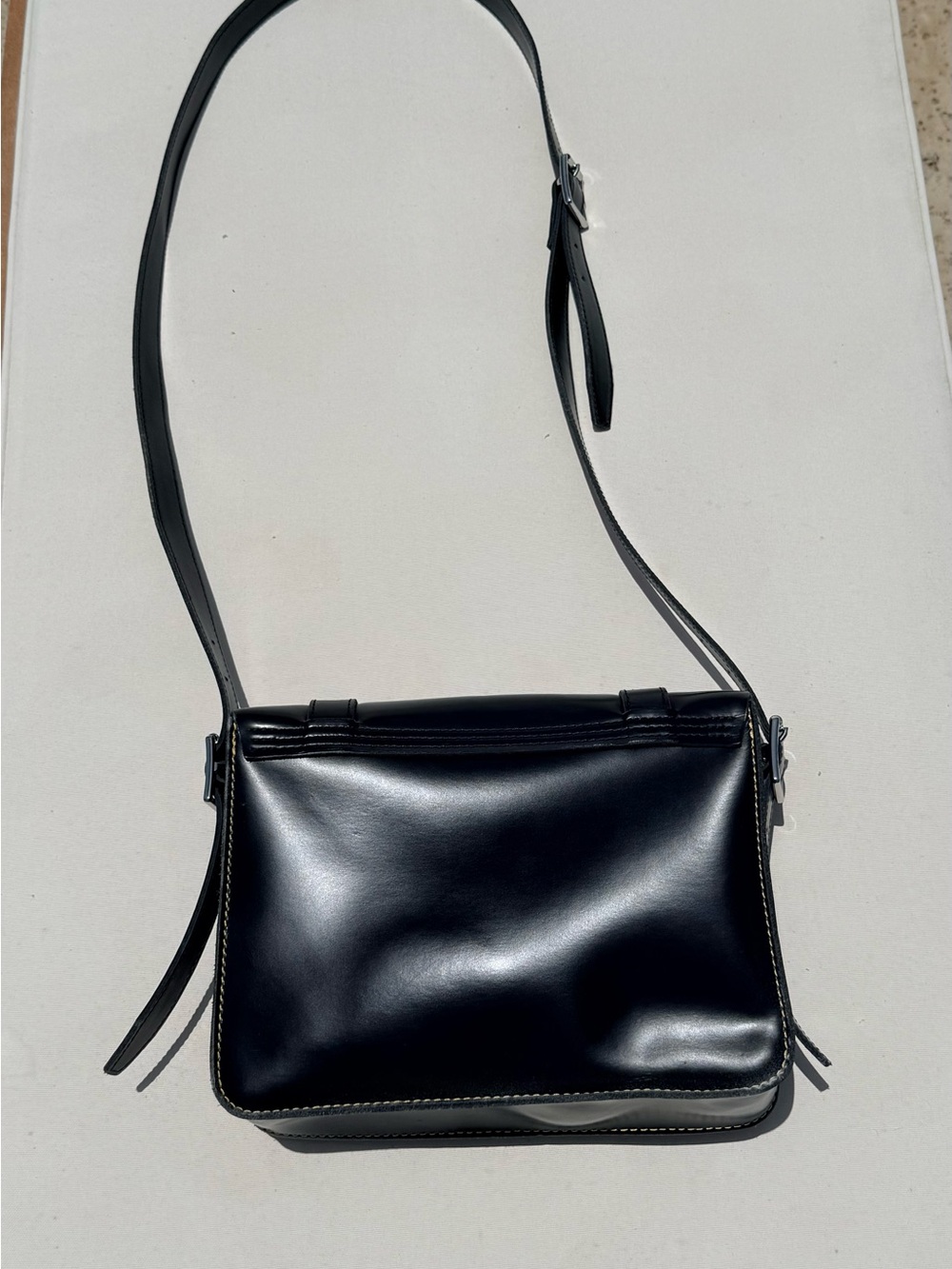 Dr. Marten’s Real Leather Crossbody Bag🖤 - Picture 6 of 7
